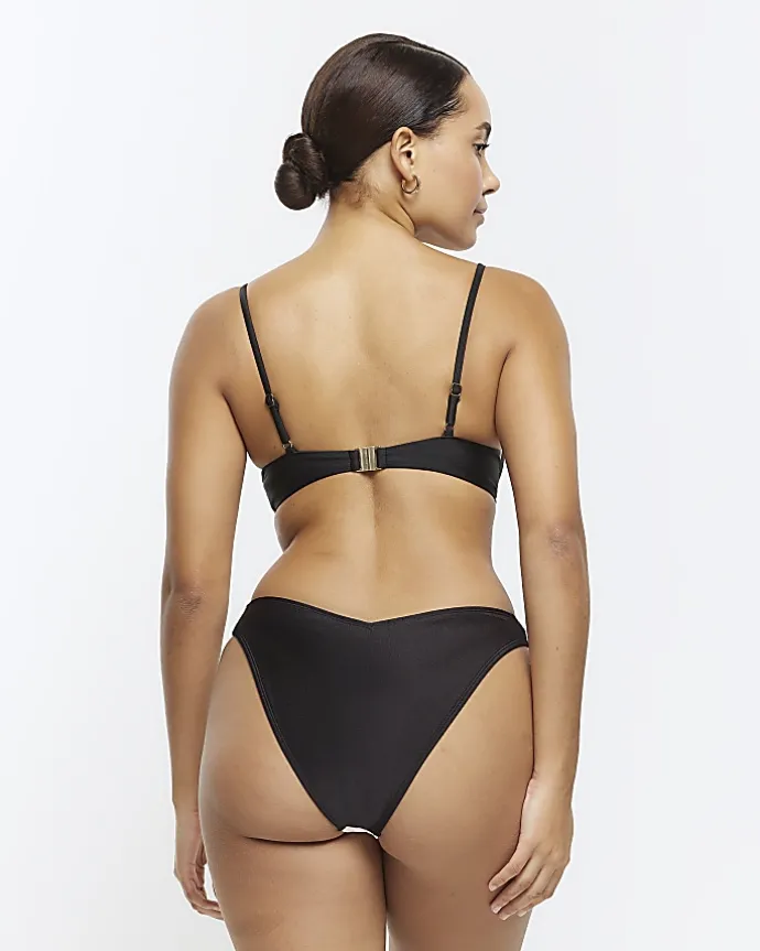 Black colour bock plunge bikini top