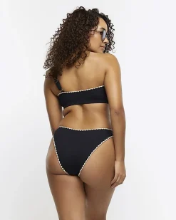 Black crinkle stitched bikini top
