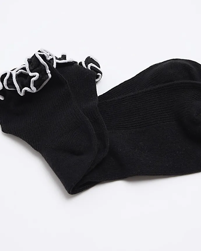 Black frill ankle socks