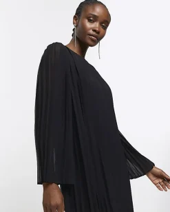 Black plisse long sleeve shift mini dress