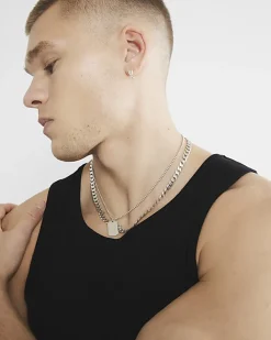 Black regular fit rib vest