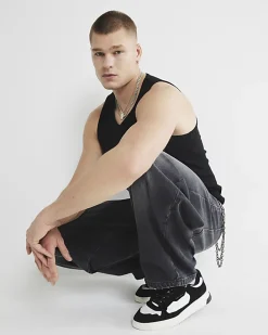 Black regular fit rib vest