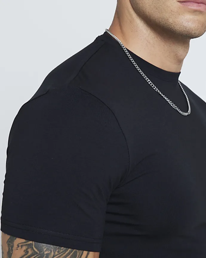 Black RI studio muscle fit t-shirt