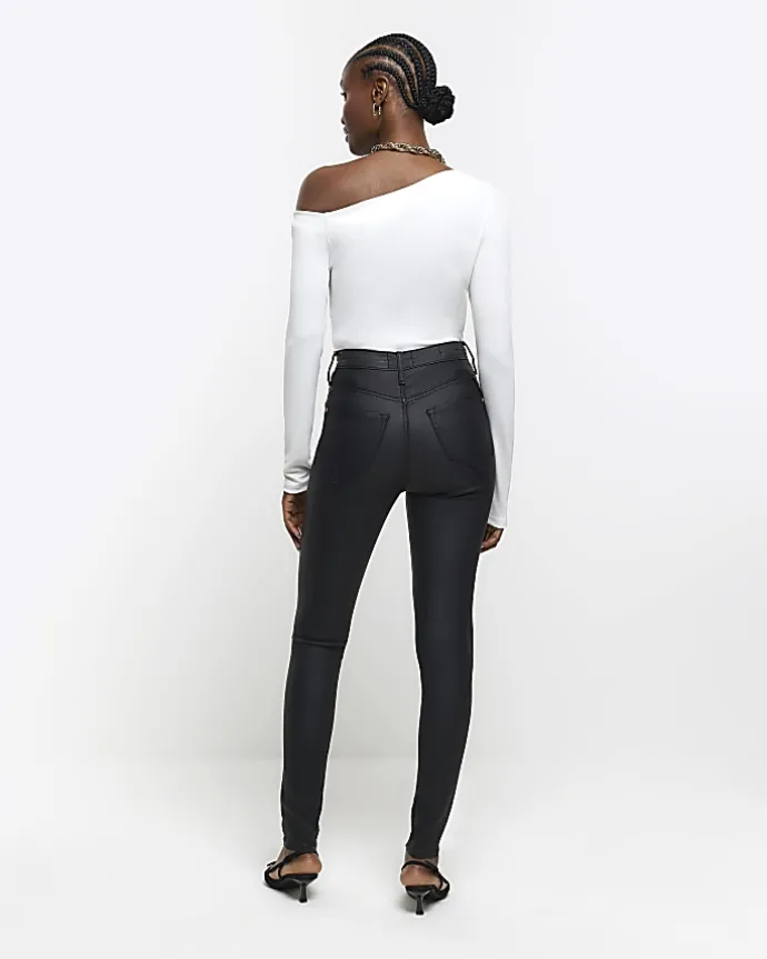 Black skinny bum sculpt coated jeans