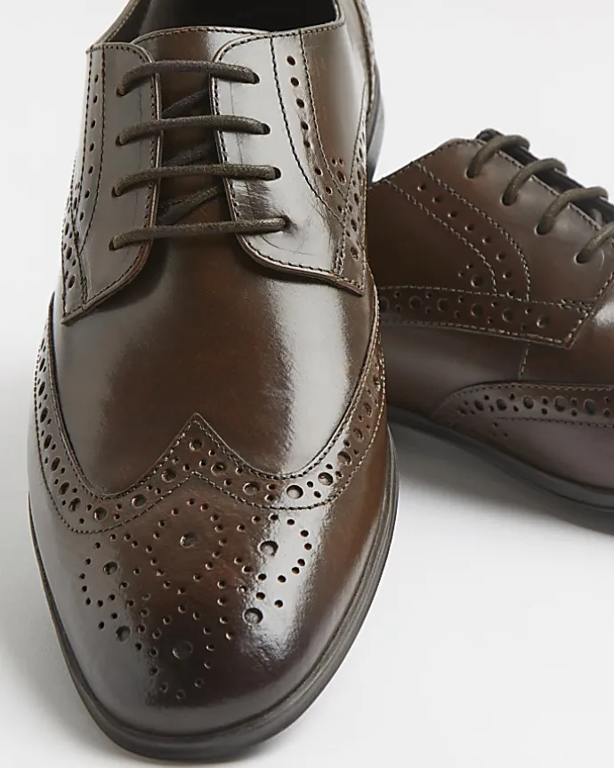 Brown lace up leather brogue derby shoes