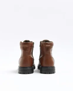 Brown leather padded collar boots