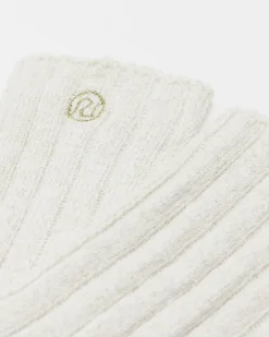 Cream knit ankle socks