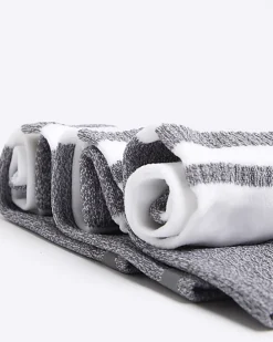 2PK white sport tube socks