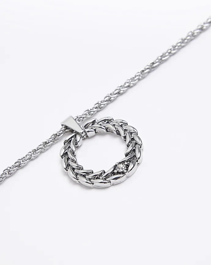 Silver Twist Ring Pendant Necklace