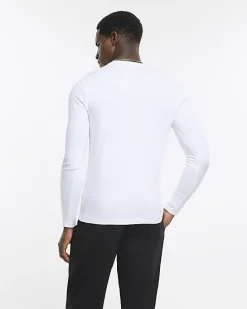White muscle fit long sleeve t-shirt