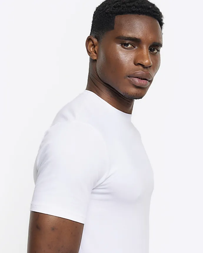 White muscle fit t-shirt